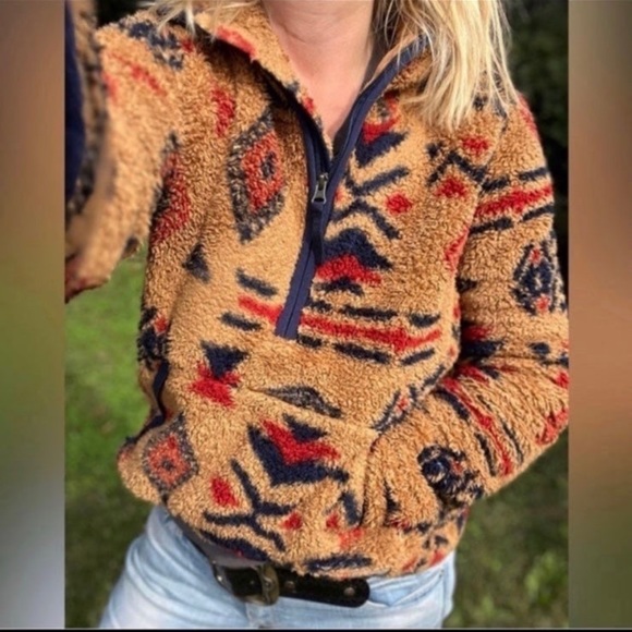 SOLD The North Face Campshire Pullover 1/4 Zip Fleece Hoodie - Picture 3 of 11